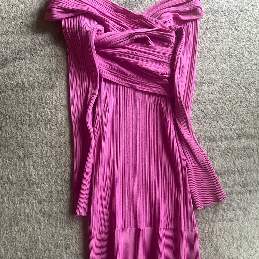 Herve Leger Pink Off Shoulder Dress - Picture 3 of 4